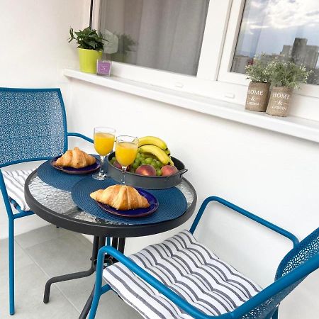 Sunny Apartment In 리예카 외부 사진