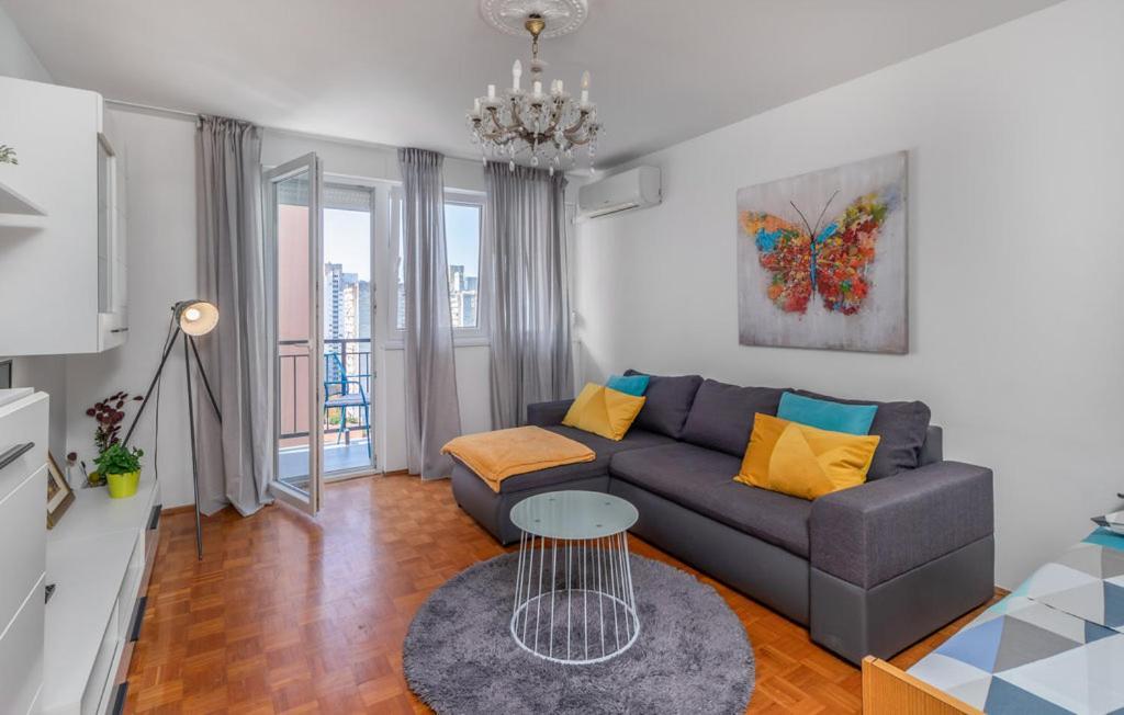 Sunny Apartment In 리예카 외부 사진